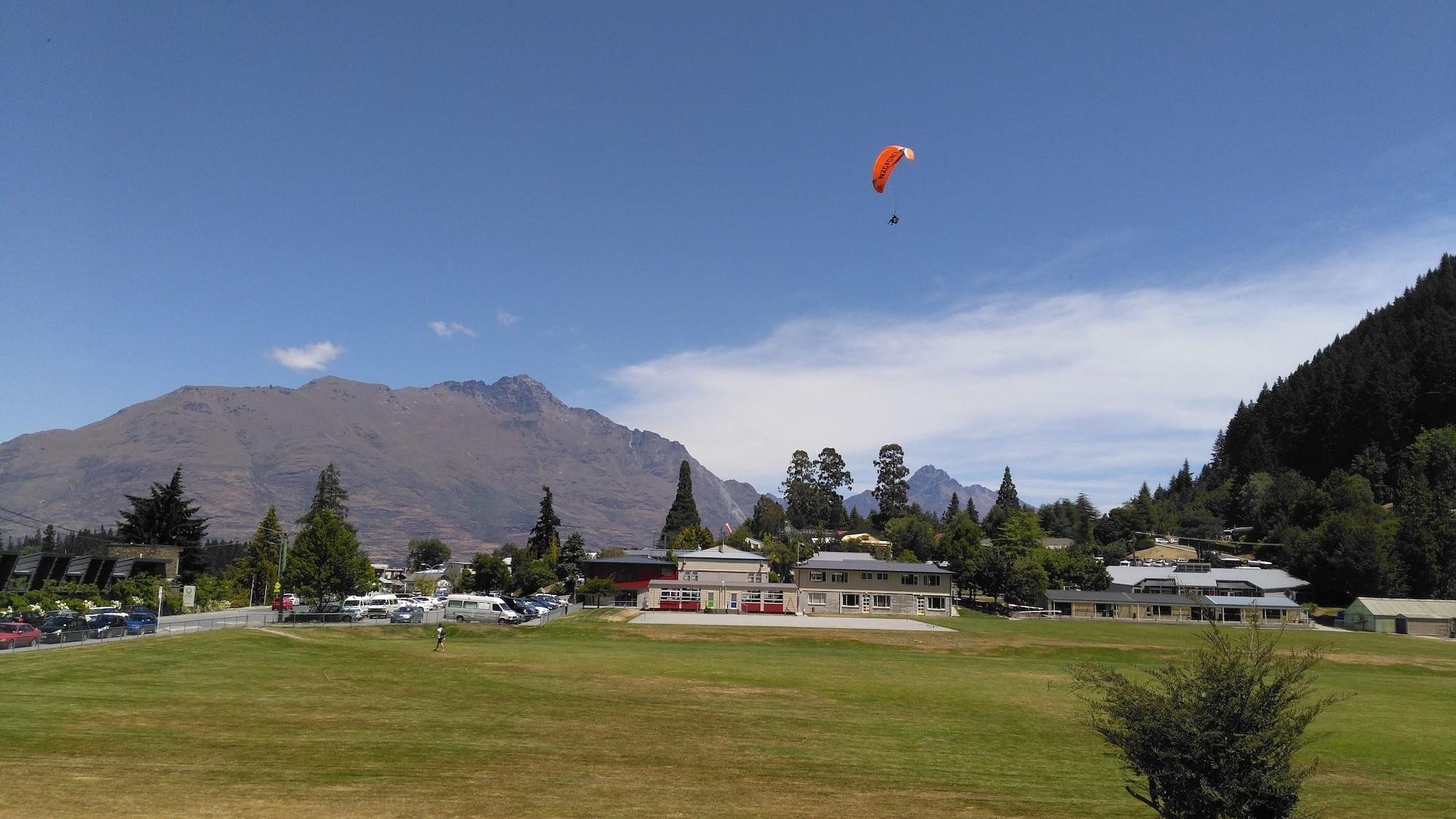 Bella Vista Queenstown Exterior photo